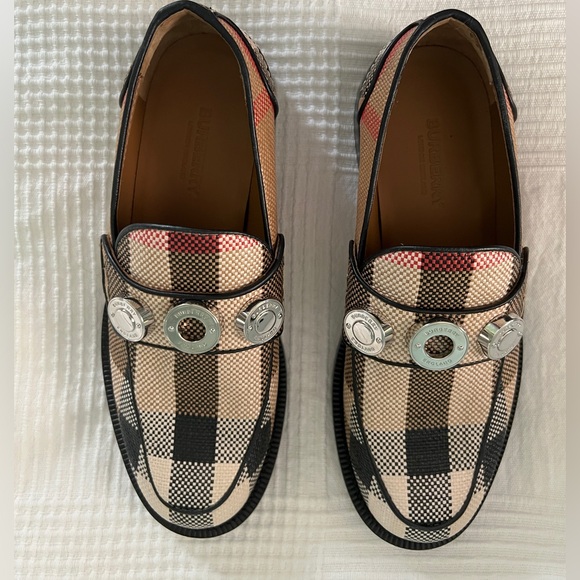 Authentic Burberry Broadbrook Check Logo Loafers Womens - Picture 2 of 8